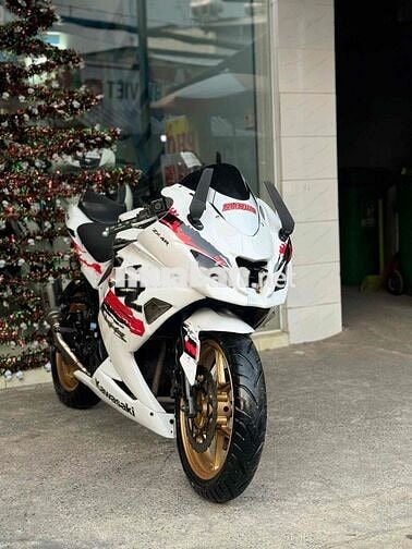 Kawasaki Ninja 250 Trắng Đỏ Đen 40000 km