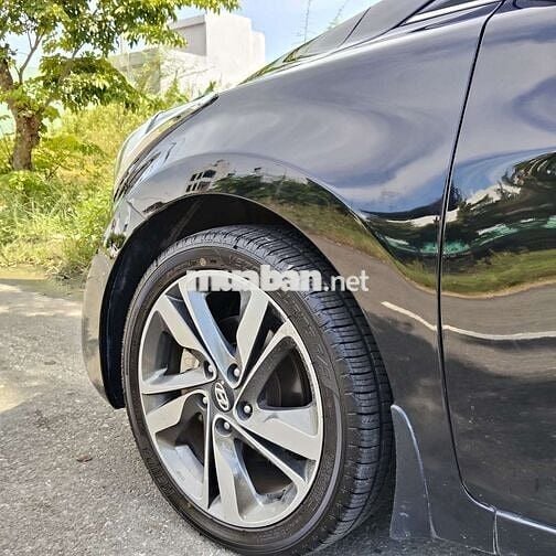 Bán xe Hyundai Elantra 2014 nhập khẩu
