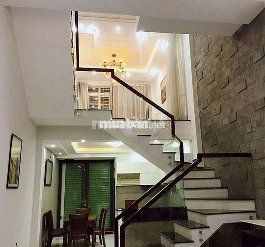 CHO THUÊ NHÀ 4PN 5WC DS6 P15 GÒ VẤP