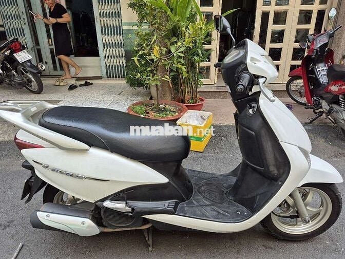 Cần bán xe Honda Lead đăng ký 2013. Bs.tphcm