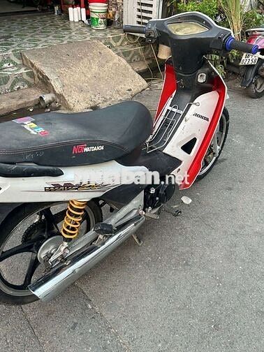 Honda Wave màu Trắng