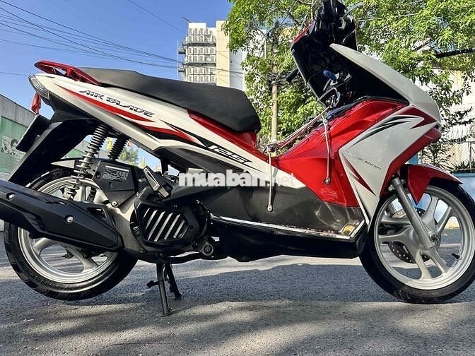 Honda Air Blade 2013 125cc Đỏ trắng