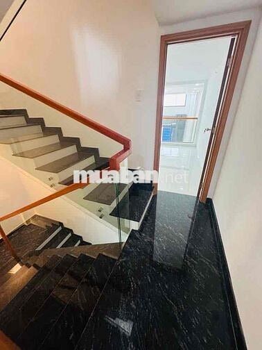 AEON MALL - KHU TÊN LỬA - 90m - XE HƠI NGỦ NHÀ - NHÀ MỚI FULL NỘI THẤT