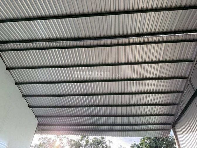 Cho thuê 1.200 m2 Kho và nhà có sân Nguyễn Văn Cừ 15 triệu