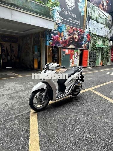 Honda SH 125 CBS 2022 Trắng 10000 km