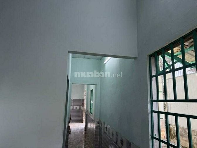 Cho thuê 1.200 m2 Kho và nhà có sân Nguyễn Văn Cừ 15 triệu