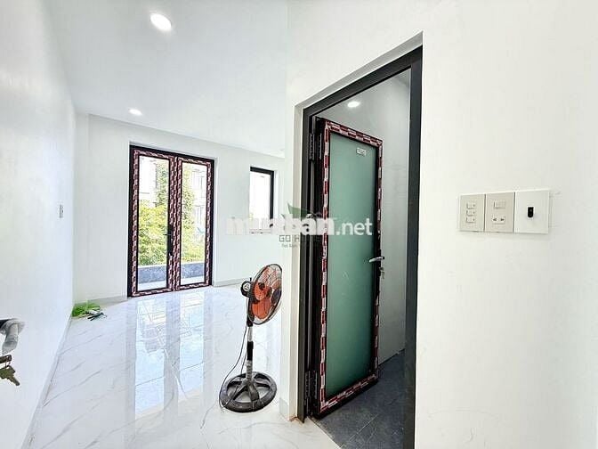 CHO THUÊ NHÀ MỚI XÂY 5 PHÒNG NGỦ FULL NỘI THẤT KHU ĐÔ THỊ AN BÌNH TÂN