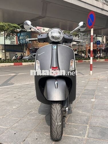 Piaggio Vespa GTS 150cc Đen nhám Như mới