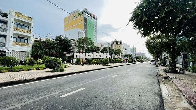 Nhà Mặt Tiền Giá Rẻ, Đường Rộng 32M, Lề 3M, Hiền Vương, Tân Phú, 67M2