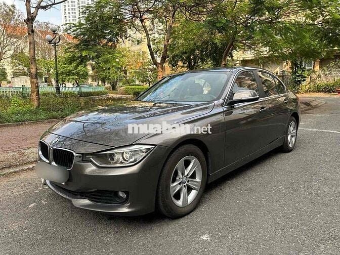 BMW 320i 2014 Nâu/Đen 69000km