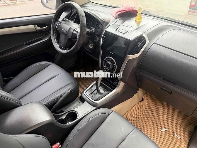 Isuzu Dmax 2015 số at máy 2.5 máy số zin chất cho