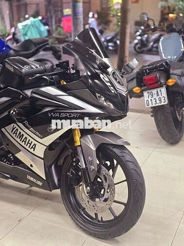 Yamaha R15v3 2021 Đen Bạc
