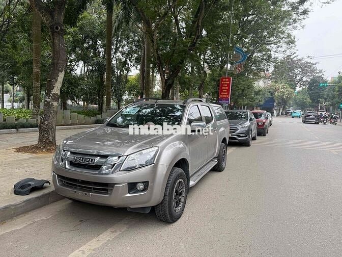 Isuzu Dmax 2015 số at máy 2.5 máy số zin chất cho