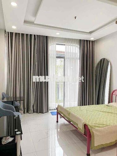 Hot, Bán gấp Siu phẩm Lê Văn Quới, BTân, 60m2, 5 tầng mới đẹp, xe hơi