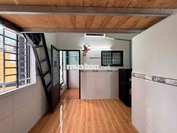 CHO THUÊ PHÒNG TRỌ GIÁ RẺ - RỘNG - CỬA SỔ TRỜI NGAY AEON TÂN PHÚ