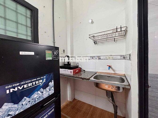 CHO THUÊ PHÒNG TRỌ GIÁ RẺ - RỘNG - CỬA SỔ TRỜI NGAY AEON TÂN PHÚ