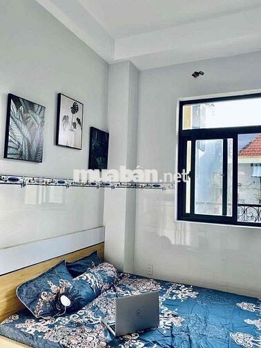 Căn Hộ Studio- 20m2 - Full Nội Thất - Thang Máy- Khu Hoàng Hoa Thám