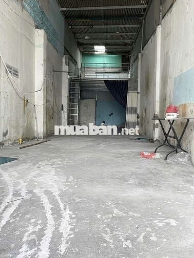 Nhà cấp 4 có gác lửng có 3pha nước sạch, DT 4❌18 hẻm tải thôngPhanAnh