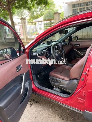 Toyota Cross 2022 1.8V Đỏ odo 3 vạn 1 chủ