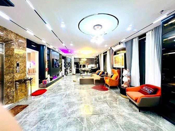 Bán nhà ngõ 61 Lạc Trung, 130m2, 8 tầng, thang máy, 25 phòng, 36 tỷ