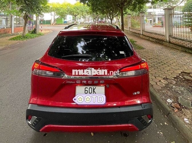 Toyota Cross 2022 1.8V Đỏ odo 3 vạn 1 chủ