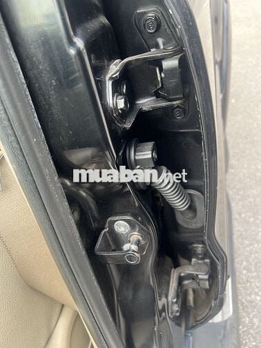 Ford Escape 2004 2.3L XLT Đen