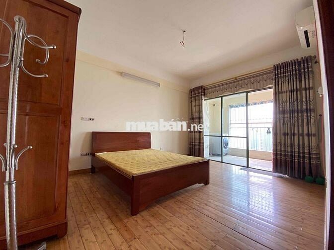 Chung cư Skylight mặt đường số 125D Minh Khai 200m2 siêu thoáng