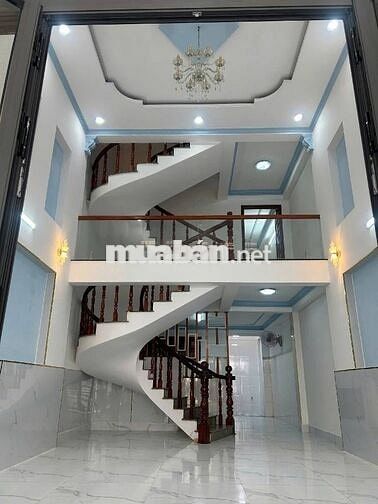 NHÀ ĐẸP 3 TẦNG Ở NGAY - HẺM XE HƠI NGUYỄN ẢNH THỦ, Q12- GIÁ CHỈ 5.8 TỶ