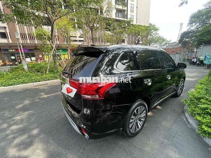 Mitsubishi Outlander 2023 2.0 CVT - 480000 km