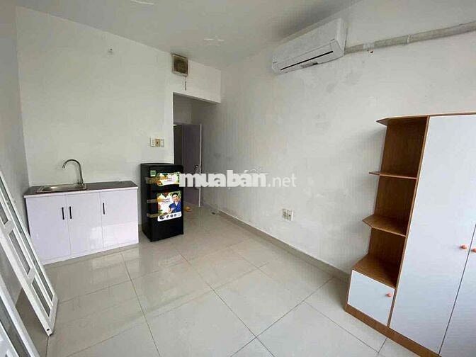 🎉TRỐNG SẴN PHÒNG GIÁ RẺ CHỈ 3,XX CÓ MÁY LẠNH NƯỚC NÓNG CMT8 - Q10