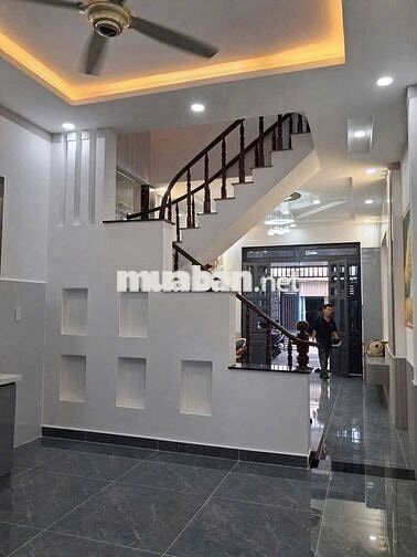 CHỦ NHÀ CẦN GẤP RA NHANH NHÀ GẦN NGAY CHỢ PHÚ PHONG GIÁ GIẢM 1 TỶ 2