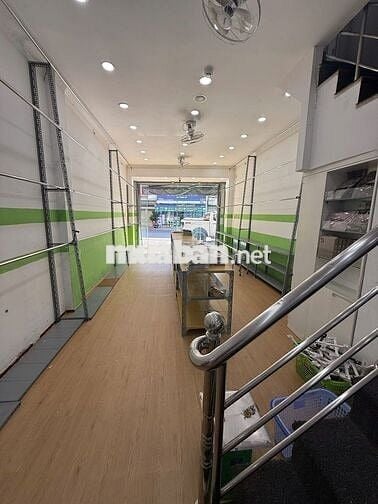 Cho thuê nhà MẶT TIỀN Huỳnh Văn Bánh Q.Phú Nhuận 4x17m, 1 TRỆT 1 LẦU