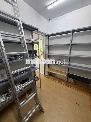 Cho thuê nhà MẶT TIỀN Huỳnh Văn Bánh Q.Phú Nhuận 4x17m, 1 TRỆT 1 LẦU