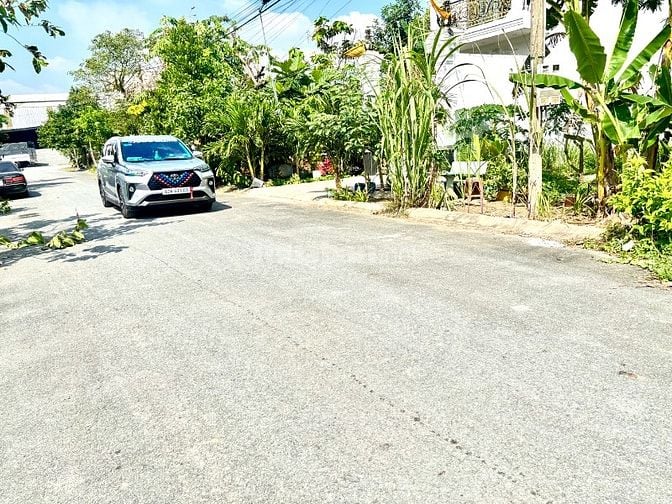 Cần bán đất KDC GÒ ĐEN- ĐỐI DIỆN SÂN CẦU LÔNG