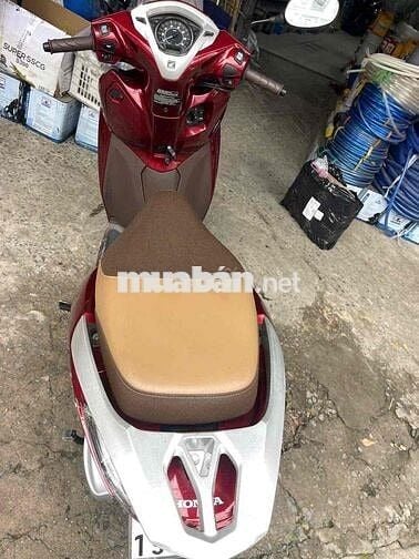 Honda Lead Premium Edition Đỏ