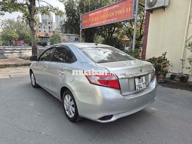 Toyota Vios G 2014 màu bạc số tự động