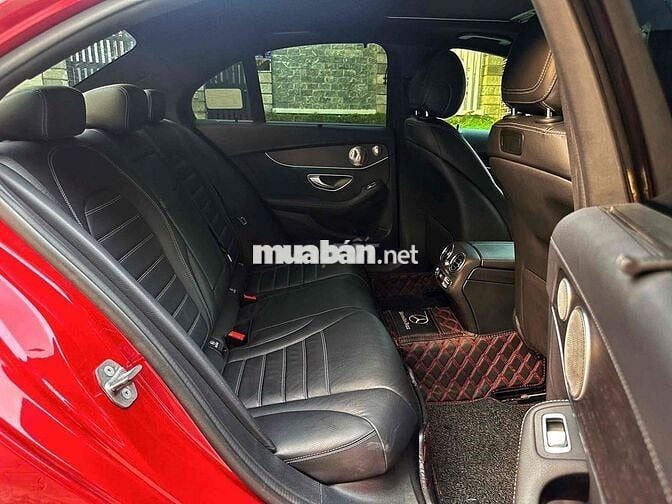 Mercedes-Benz C300 AMG 2019