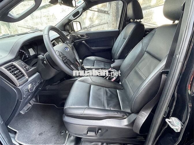 Ford Everest 2019 2.0 AT Titanium 70000 km Đen