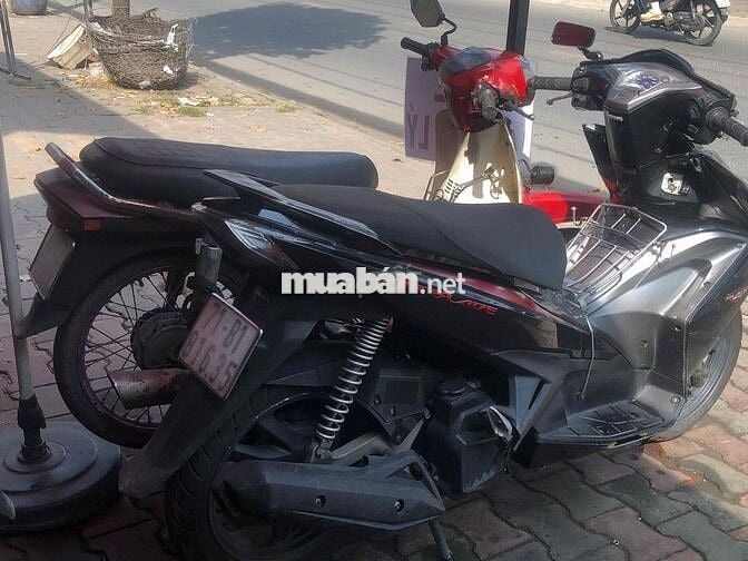 thanh lý hai xe ab125 mắt cú và drem tq