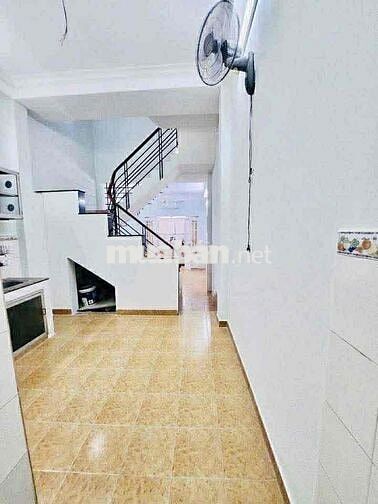 ✨ PHÒNG TIỆN NGHI GIÁ 3X – ƯU ĐÃI 10% KHI CỌC NGAY -> GIÁ CÒN 2X Chính