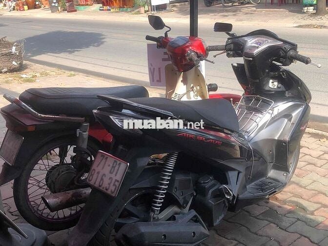 thanh lý hai xe ab125 mắt cú và drem tq