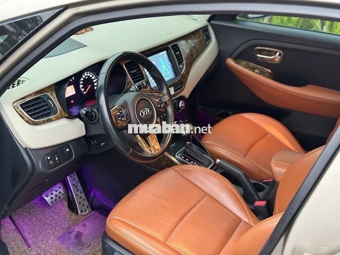 Kia Rondo 2.0 AT 2016