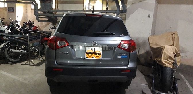 Bán xe Suzuki Vitara AT 2016 mầu ghi - nhập khẩu