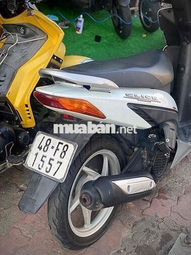 Honda Click Trắng Tự động Đã qua sử dụng