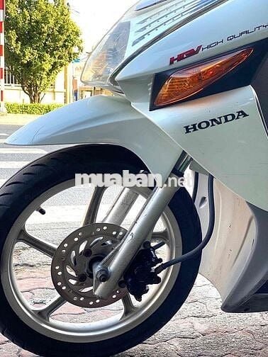 Honda Click Trắng Tự động Đã qua sử dụng