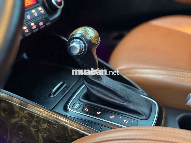 Kia Rondo 2.0 AT 2016