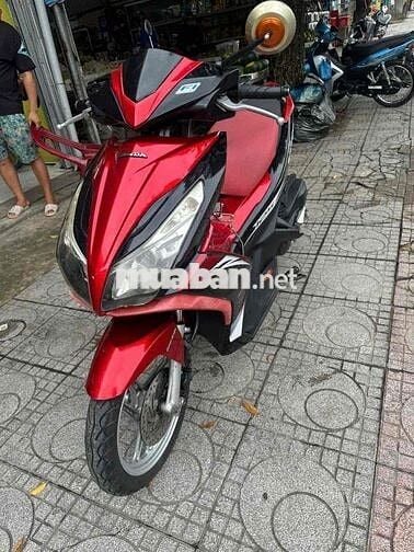Honda Air Blade 125cc Đỏ đen ( ab mắt cú)
