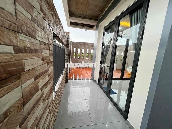 Bán nhà vườn ngay nút giao cao tốc Vũng Vằn đối diện KDC Goldcoast