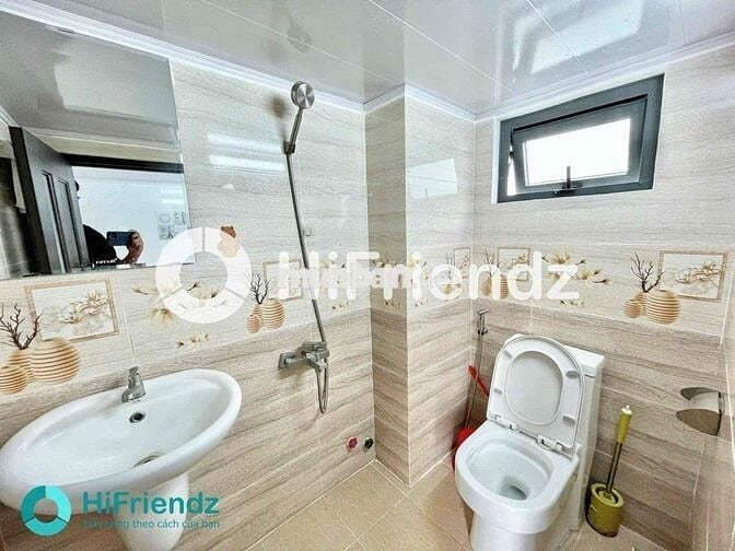 Duplex Ban Công Mới Xây - Bảo Vệ 24/7 Ngay Gần Ngã Tư Bốn Xã