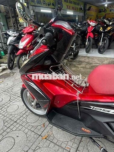 Honda Air Blade 125cc Đỏ đen ( ab mắt cú)